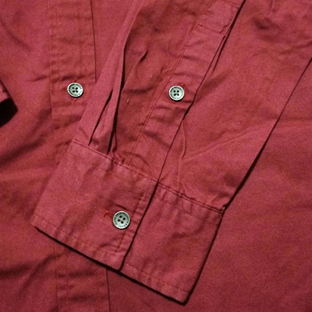 True Religion Mens Burgundy World Tour Buddha Button Down Shirt XL long sleeve